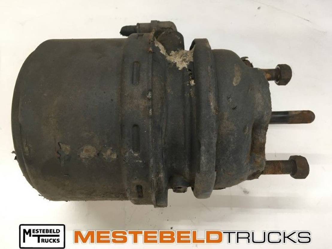 Volvo Rembooster - Brake cylinder for Truck: picture 1 Volvo Rembooster - Brake cylinder for Truck: picture 1