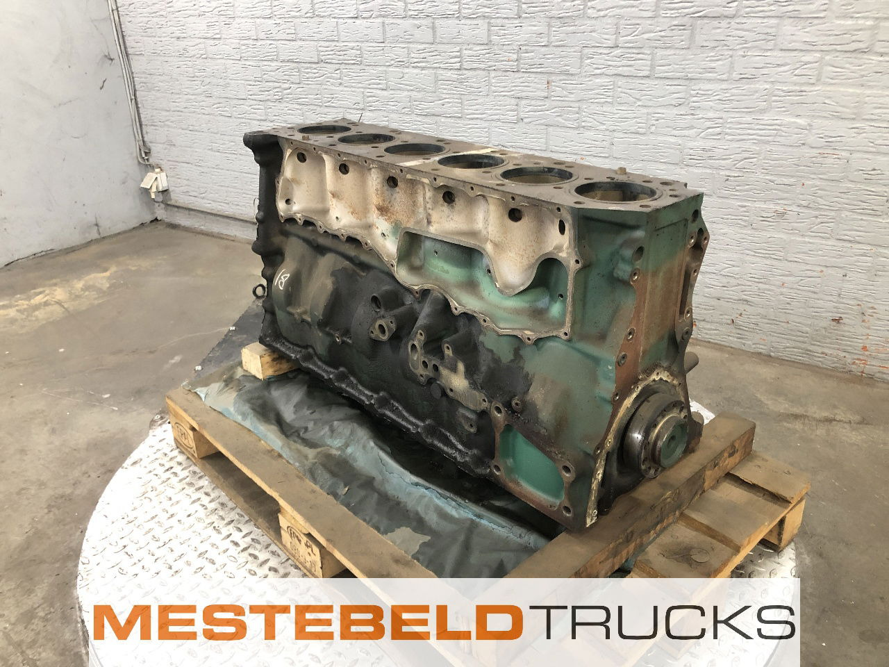 Volvo Short block D 9 A 340 EC01 - Engine for Truck: picture 1 Volvo Short block D 9 A 340 EC01 - Engine for Truck: picture 1