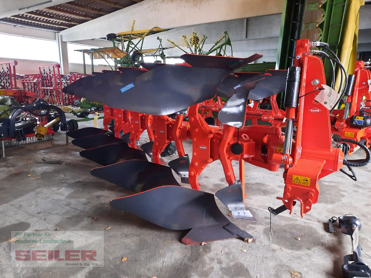 Kuhn Vari-Master 153T LPo 5-Schar - Plow: picture 1 Kuhn Vari-Master 153T LPo 5-Schar - Plow: picture 1