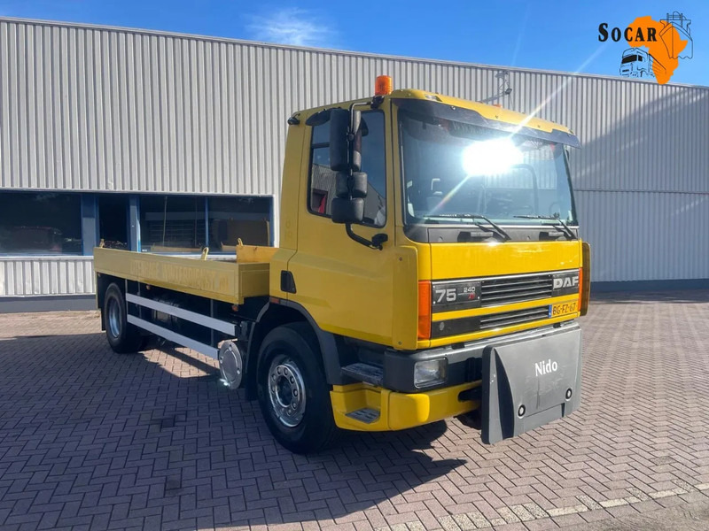 DAF CF 75.240 Automatic Euro 2 NL-Truck Original km's - Dropside/ Flatbed truck: picture 1 DAF CF 75.240 Automatic Euro 2 NL-Truck Original km's - Dropside/ Flatbed truck: picture 1