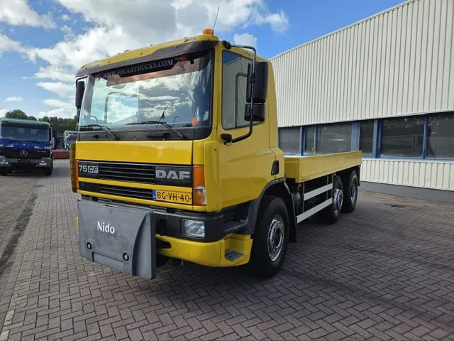 Cab chassis truck DAF CF 75.250 6x2 Euro 2 Automatic NL-Truck Original KM'S: picture 8