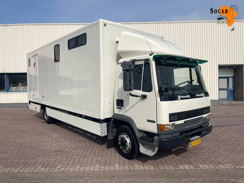 DAF LF 45.130 CLEAN HORSES NL-TRUCK - Horse truck: picture 1 DAF LF 45.130 CLEAN HORSES NL-TRUCK - Horse truck: picture 1