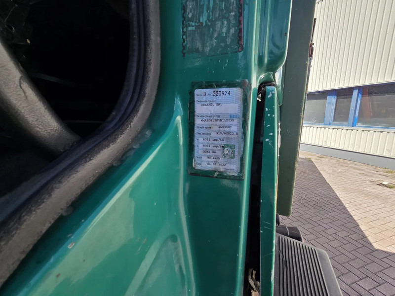 Dropside/ Flatbed truck, Crane truck MAN 26.362 6x4 Full spring Euro 2: picture 11 Dropside/ Flatbed truck, Crane truck MAN 26.362 6x4 Full spring Euro 2: picture 11