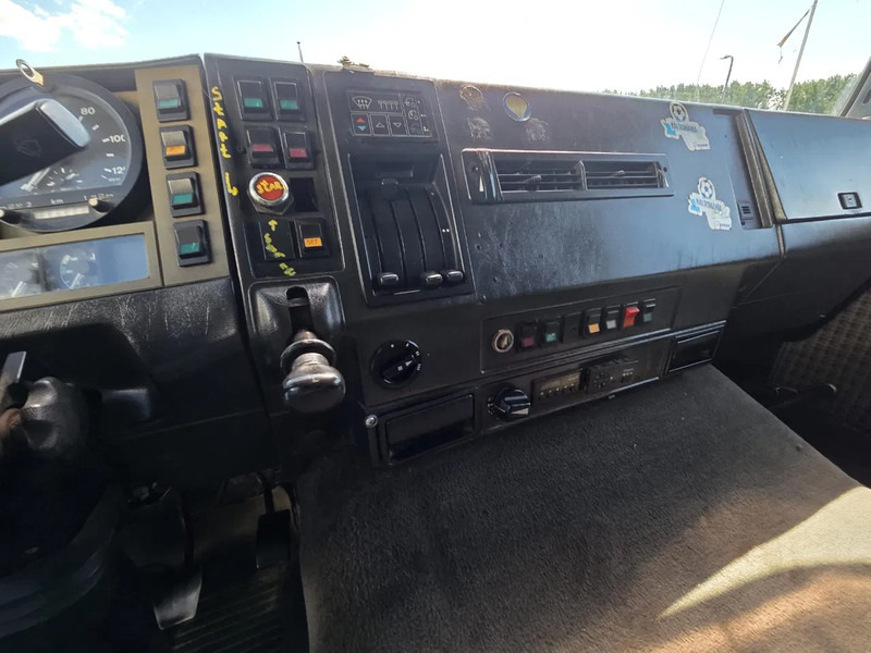 Dropside/ Flatbed truck, Crane truck MAN 26.362 6x4 Full spring Euro 2: picture 14 Dropside/ Flatbed truck, Crane truck MAN 26.362 6x4 Full spring Euro 2: picture 14