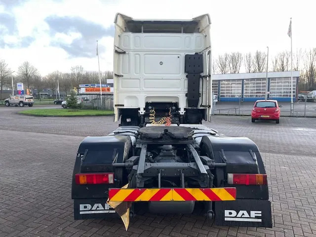 DAF XF 105.410 Euro 5 2 tanks Retarder Automatic - Tractor unit: picture 4 DAF XF 105.410 Euro 5 2 tanks Retarder Automatic - Tractor unit: picture 4