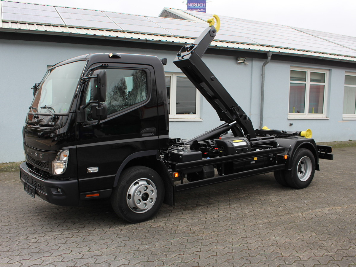 FUSO Canter FUSO 9C18 City Abrollkipper Hooklift Bla - Hook lift truck, Crane truck: picture 2 FUSO Canter FUSO 9C18 City Abrollkipper Hooklift Bla - Hook lift truck, Crane truck: picture 2