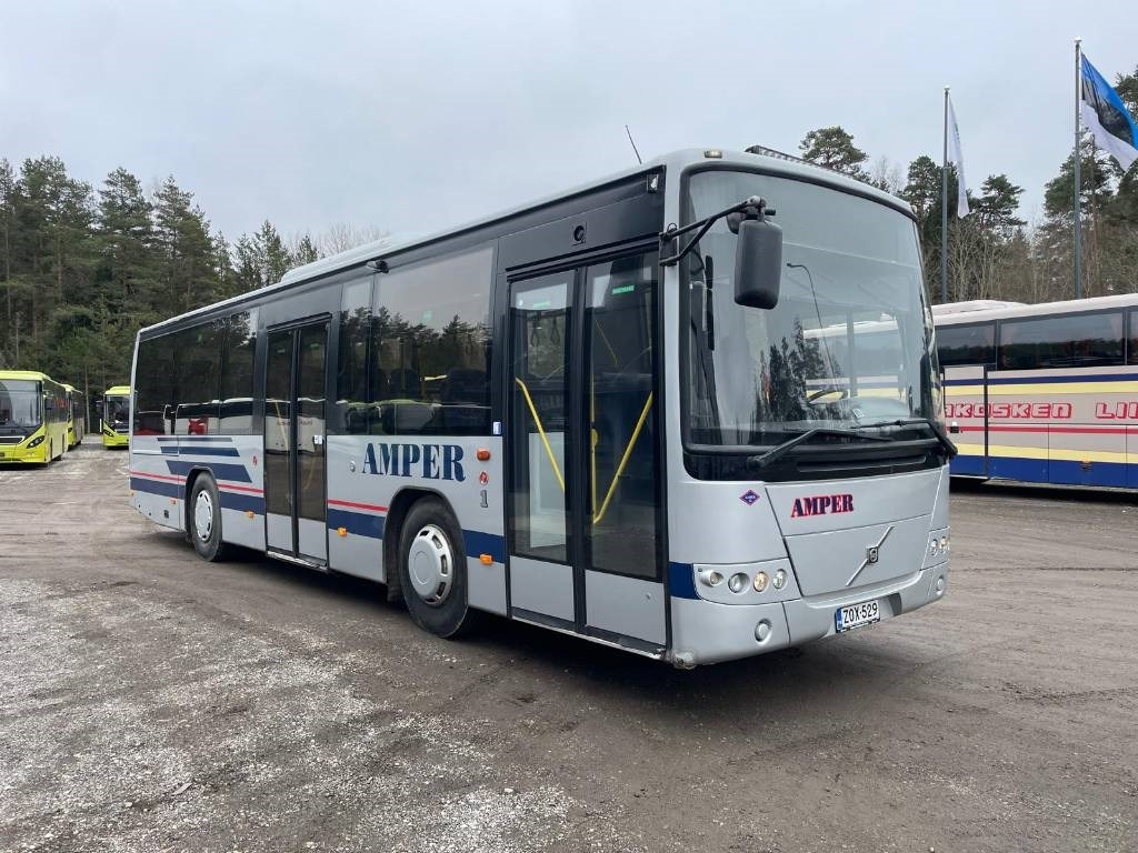 Volvo 8700 B7R - Suburban bus: picture 2 Volvo 8700 B7R - Suburban bus: picture 2