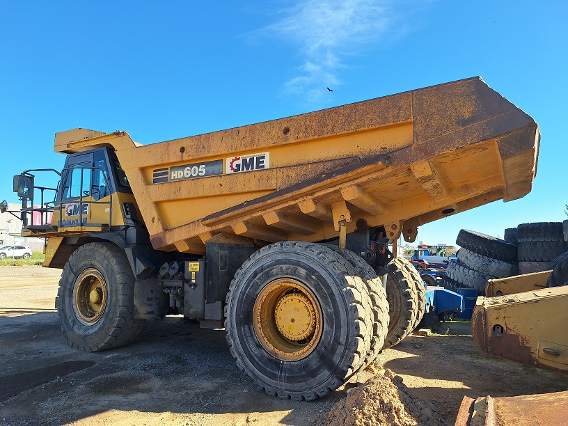 KOMATSU HD605-7EO - Rigid dumper/ Rock truck: picture 3 KOMATSU HD605-7EO - Rigid dumper/ Rock truck: picture 3