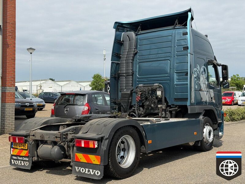 Volvo FM 370 4X2 SMART TACHO 2 - CARRIER PTO - 2 X TANK - VOLLEDIG LUCHT - Tractor unit: picture 5 Volvo FM 370 4X2 SMART TACHO 2 - CARRIER PTO - 2 X TANK - VOLLEDIG LUCHT - Tractor unit: picture 5