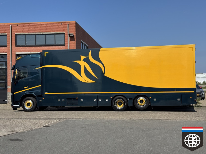 Volvo FH 420 6X2/4 - SHOWTRUCK - FLOWERS / RACE / HORSE - CONCOURSTAAT!! - Refrigerator truck: picture 3 Volvo FH 420 6X2/4 - SHOWTRUCK - FLOWERS / RACE / HORSE - CONCOURSTAAT!! - Refrigerator truck: picture 3