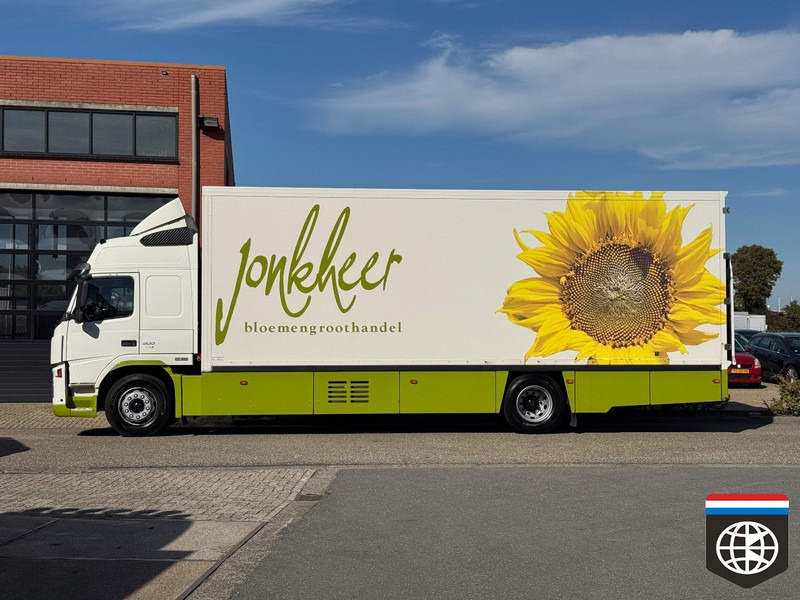 Volvo FM 300 - FRIGO BOX TRUCK + Taillift - New tyres - CONCOURSTAAT - Refrigerator truck: picture 5 Volvo FM 300 - FRIGO BOX TRUCK + Taillift - New tyres - CONCOURSTAAT - Refrigerator truck: picture 5