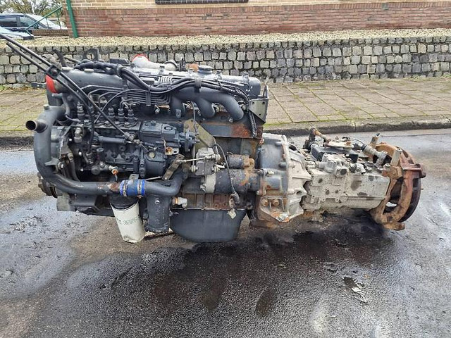 Renault Midliner 180 - Spare parts: picture 2 Renault Midliner 180 - Spare parts: picture 2