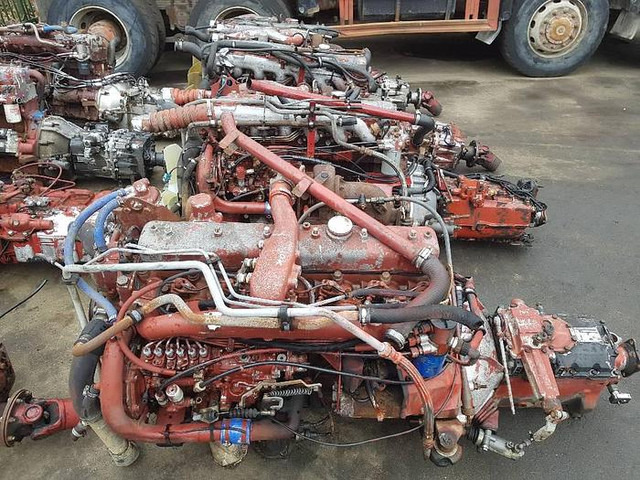 Renault Midliner - Spare parts: picture 4 Renault Midliner - Spare parts: picture 4