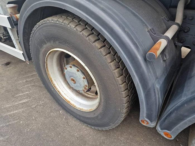 Truck Mercedes-Benz Econic 2628: picture 11