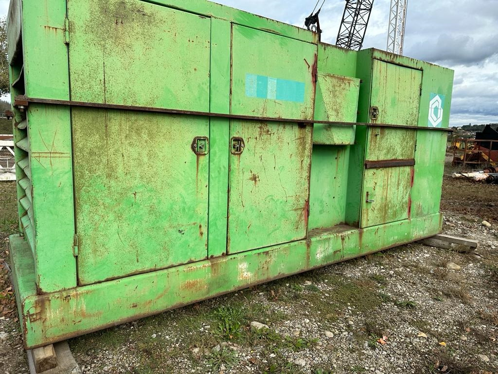 Pile driver ICE 8514 + 780: picture 7