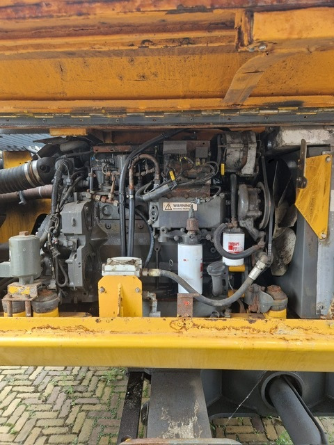 Crawler crane SENNEBOGEN S 613 R: picture 8
