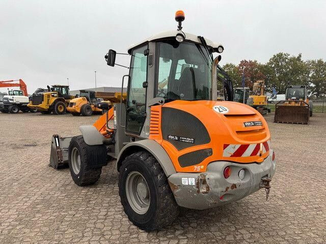 Atlas AR75e, Hydr. S.W.S., 4+1 Schaufel, Palettengabel - Wheel loader: picture 4 Atlas AR75e, Hydr. S.W.S., 4+1 Schaufel, Palettengabel - Wheel loader: picture 4