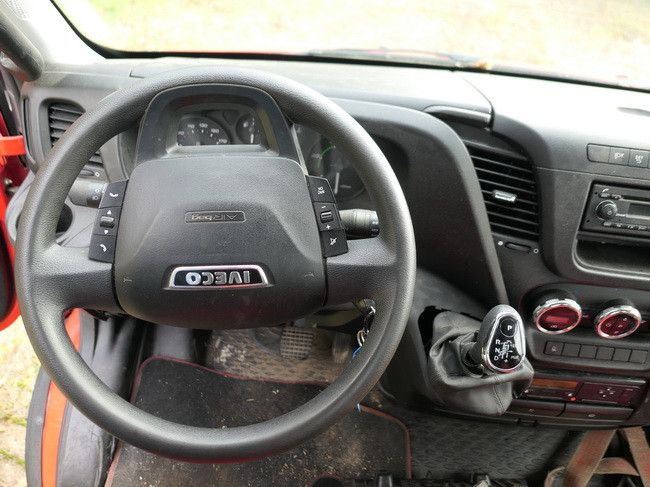 Leasing of Iveco 35S17 HI-MATIC, Motorschaden, Klima, AHK,3. Sitz  Iveco 35S17 HI-MATIC, Motorschaden, Klima, AHK,3. Sitz: picture 8