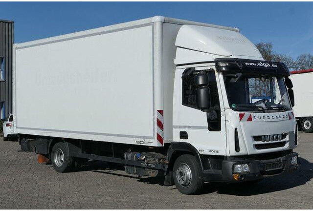Iveco 80E18 4x2, LBW, AHK, Klima, 6.100mm lang - Box truck: picture 5 Iveco 80E18 4x2, LBW, AHK, Klima, 6.100mm lang - Box truck: picture 5