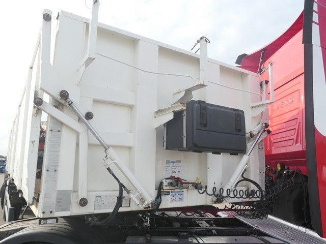Langendorf SSH 20/25, Kalksandstein, Kran Atlas AK330.2V - Low loader semi-trailer: picture 3 Langendorf SSH 20/25, Kalksandstein, Kran Atlas AK330.2V - Low loader semi-trailer: picture 3