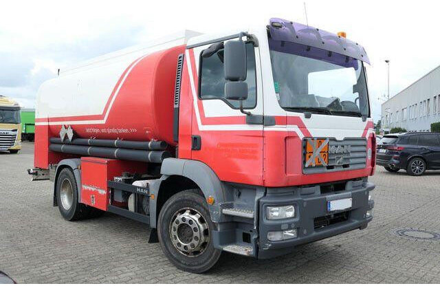 MAN 18.280 TGM, 14m³, 3 Kammern, 2x Schlauchtrommel - Tank truck: picture 4 MAN 18.280 TGM, 14m³, 3 Kammern, 2x Schlauchtrommel - Tank truck: picture 4