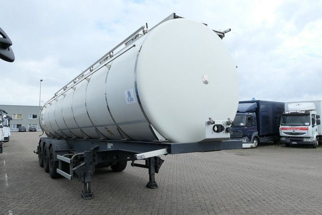 Menci SA 105, Isoliert, Tank aus 2017, 32m³, 5 Kammern - Tank semi-trailer: picture 3 Menci SA 105, Isoliert, Tank aus 2017, 32m³, 5 Kammern - Tank semi-trailer: picture 3