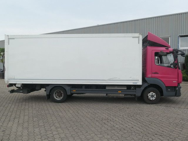 Mercedes-Benz 816 Atego, LBW, Isokoffer, Klima, 6.180mm lang - Box van: picture 2 Mercedes-Benz 816 Atego, LBW, Isokoffer, Klima, 6.180mm lang - Box van: picture 2
