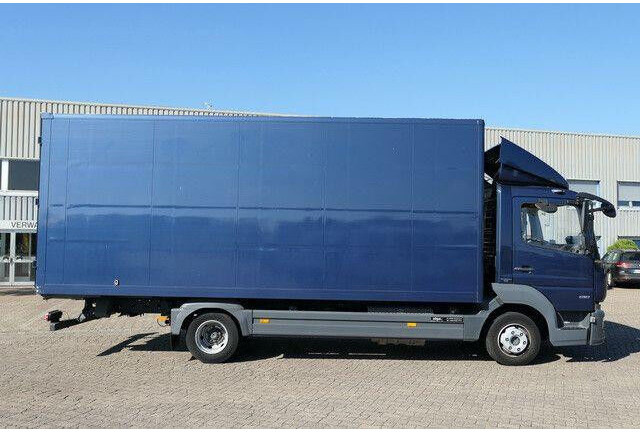 Mercedes-Benz 818 Atego 4x2, 6.200mm lang, Möbel, Klima - Box truck: picture 2 Mercedes-Benz 818 Atego 4x2, 6.200mm lang, Möbel, Klima - Box truck: picture 2