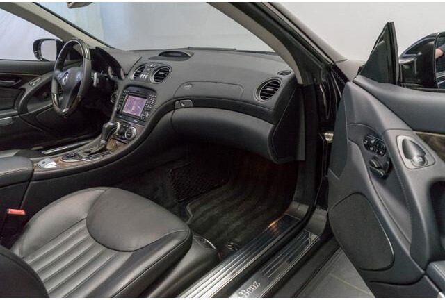 Convertible Mercedes-Benz SL-Klasse 500/550, erst 39 Tkm., TOP Zustand/TÜV neu!: picture 11 Convertible Mercedes-Benz SL-Klasse 500/550, erst 39 Tkm., TOP Zustand/TÜV neu!: picture 11