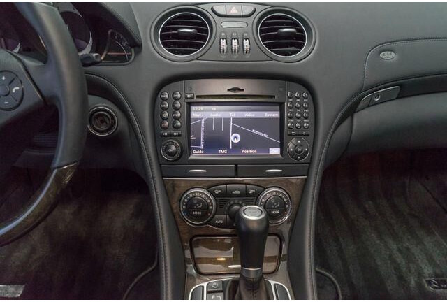 Convertible Mercedes-Benz SL-Klasse 500/550, erst 39 Tkm., TOP Zustand/TÜV neu!: picture 14 Convertible Mercedes-Benz SL-Klasse 500/550, erst 39 Tkm., TOP Zustand/TÜV neu!: picture 14