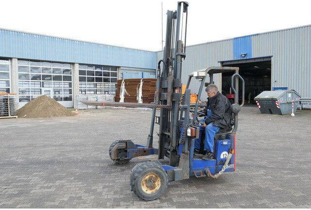 Moffett M4 20.4, 890 Std., 2.0to. Traglast, 4x am Lager - Truck mounted forklift: picture 2 Moffett M4 20.4, 890 Std., 2.0to. Traglast, 4x am Lager - Truck mounted forklift: picture 2