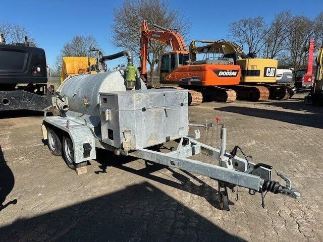 STS Schmies V-1.5-S/023, Vakuumfass, Kompressor - Vacuum truck: picture 2 STS Schmies V-1.5-S/023, Vakuumfass, Kompressor - Vacuum truck: picture 2