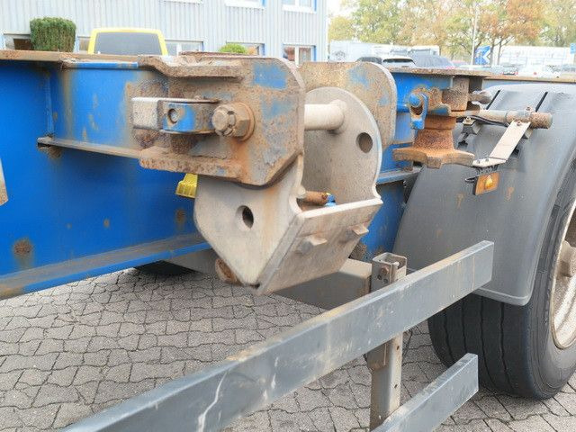 Container transporter/ Swap body semi-trailer Schmitz Cargobull SCF24G/ 1x20/2x20/1x30/1x40/1x45 Fuß Container: picture 11