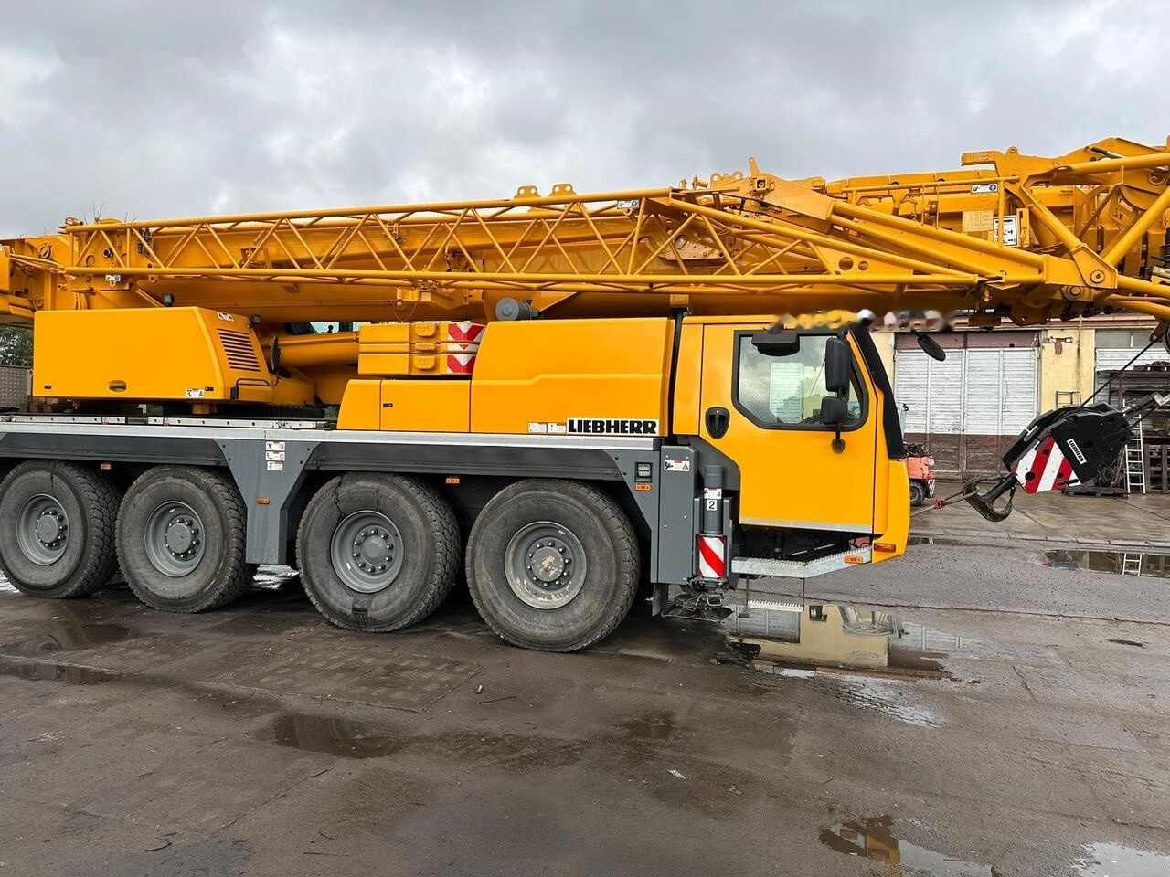 Liebherr LTM 1070 4.2 - Mobile crane: picture 1 Liebherr LTM 1070 4.2 - Mobile crane: picture 1