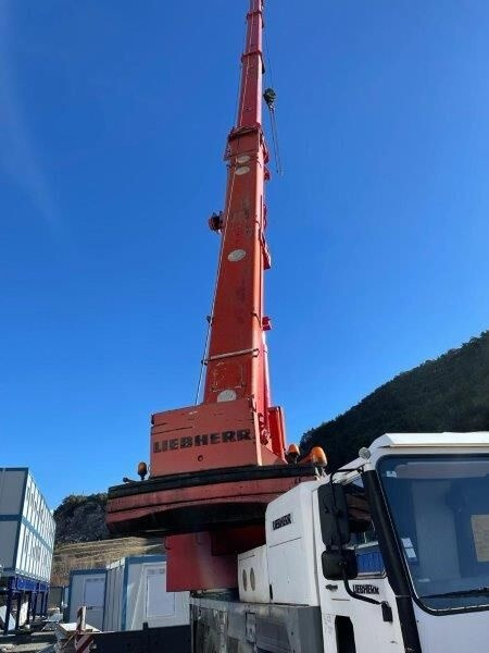 Liebherr LTM 1090-2 - Mobile crane: picture 1 Liebherr LTM 1090-2 - Mobile crane: picture 1