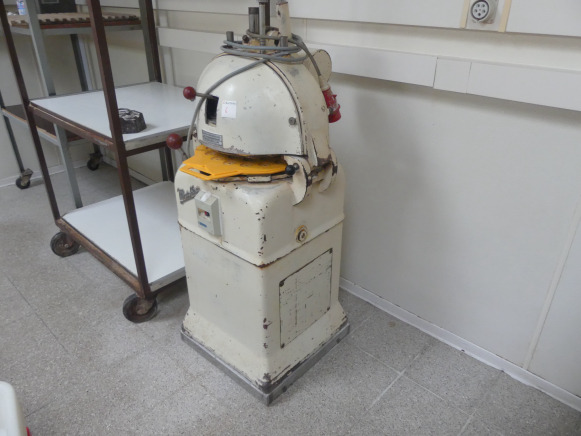 Diviseuse bouleuse Matchless - Bakery equipment: picture 2 Diviseuse bouleuse Matchless - Bakery equipment: picture 2