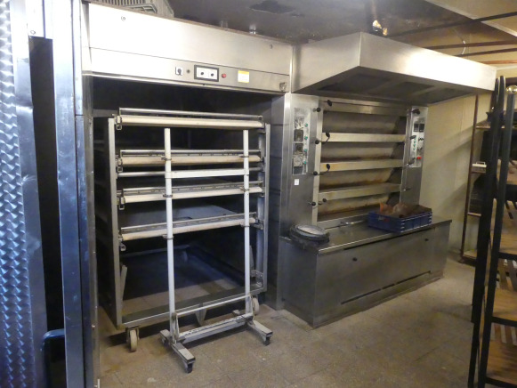 Four au mazout avec chambre étuve Ooms - Bakery equipment: picture 1 Four au mazout avec chambre étuve Ooms - Bakery equipment: picture 1