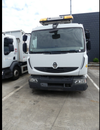 REF:19354 - Camion hydrocureur Renault Midlum 220DXI (2011-45.241 km) - Other machinery: picture 2 REF:19354 - Camion hydrocureur Renault Midlum 220DXI (2011-45.241 km) - Other machinery: picture 2