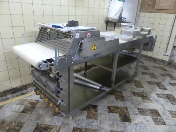 Table de découpe Seewer Rondo SFI262AO - Food processing equipment: picture 1 Table de découpe Seewer Rondo SFI262AO - Food processing equipment: picture 1