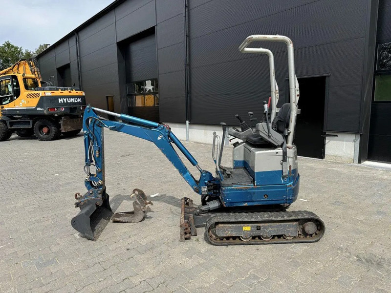 IHI 12 - Mini excavator: picture 1 IHI 12 - Mini excavator: picture 1