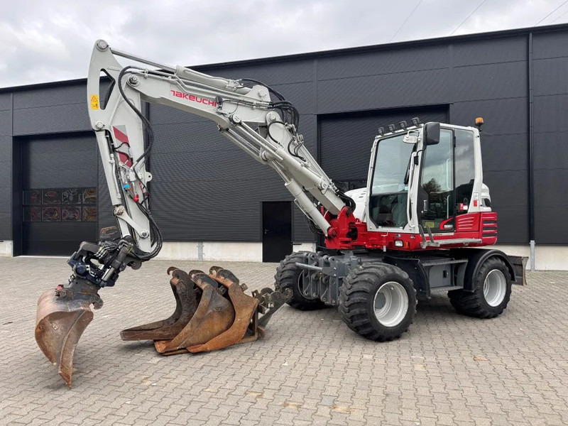 Takeuchi TB29W 2022 3700 uur ! DKS - Wheel excavator: picture 2 Takeuchi TB29W 2022 3700 uur ! DKS - Wheel excavator: picture 2
