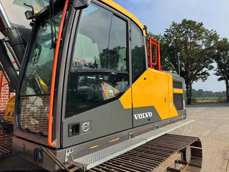 Volvo EC220EL 2017 - Crawler excavator: picture 4 Volvo EC220EL 2017 - Crawler excavator: picture 4
