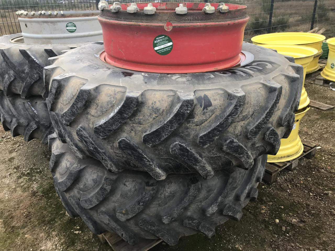 Alliance 460/85R34 - Tire for Agricultural machinery: picture 1 Alliance 460/85R34 - Tire for Agricultural machinery: picture 1