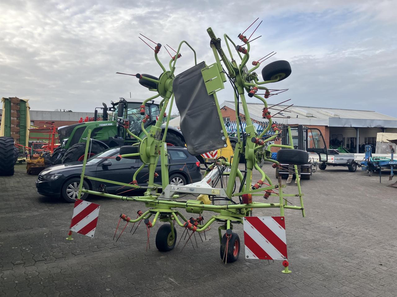 CLAAS Volto 64 - Tedder/ Rake: picture 3 CLAAS Volto 64 - Tedder/ Rake: picture 3