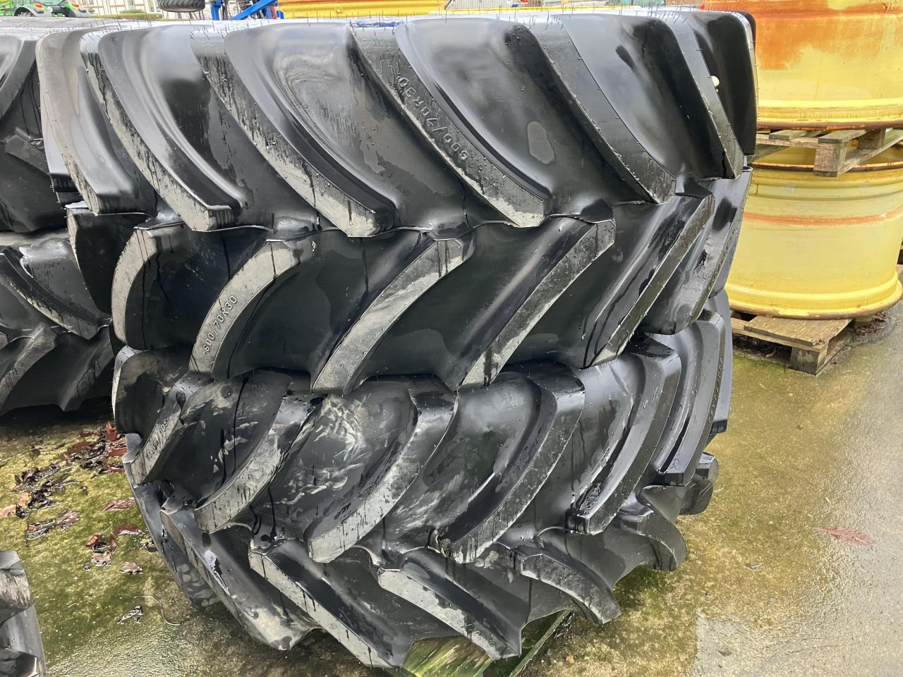 Firestone 600/70R30 - Tire for Agricultural machinery: picture 1 Firestone 600/70R30 - Tire for Agricultural machinery: picture 1