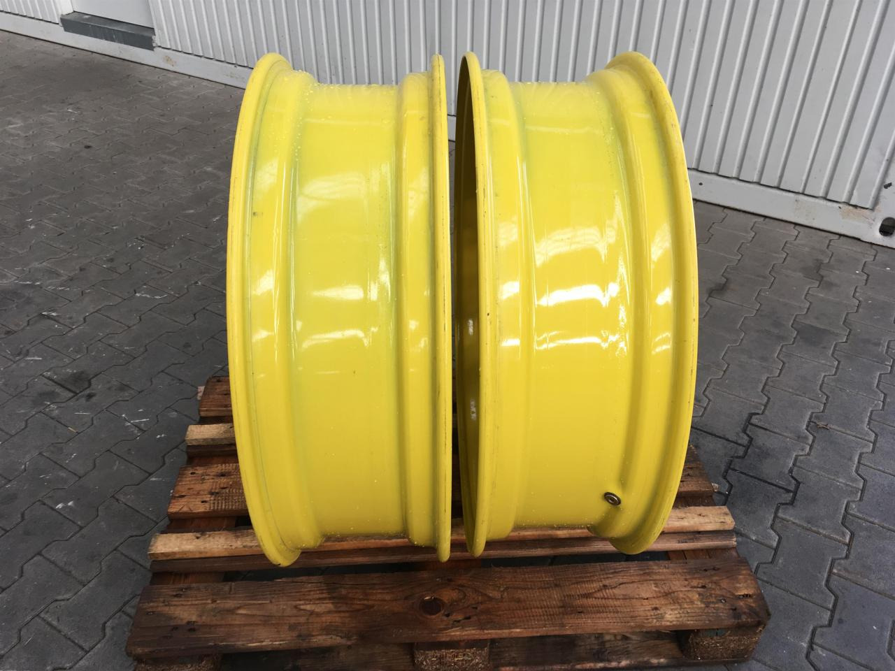 John Deere 10x34 - Tire for Agricultural machinery: picture 2 John Deere 10x34 - Tire for Agricultural machinery: picture 2