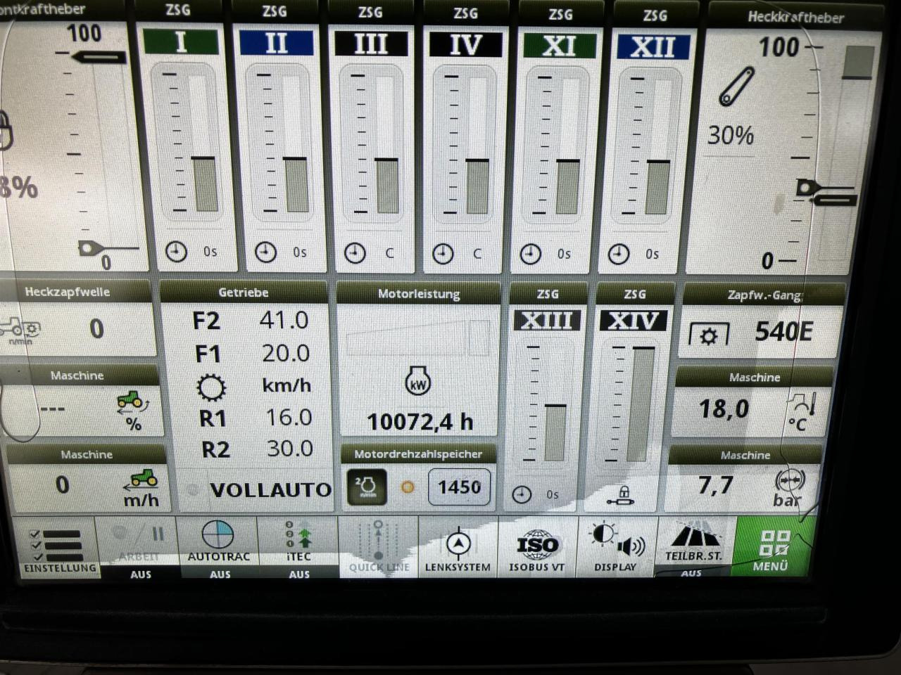 Leasing of John Deere 6215R John Deere 6215R: picture 9 Leasing of John Deere 6215R John Deere 6215R: picture 9