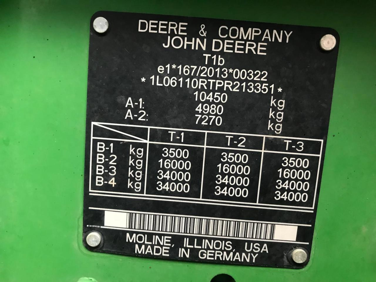 Farm tractor John Deere 6R 110: picture 12