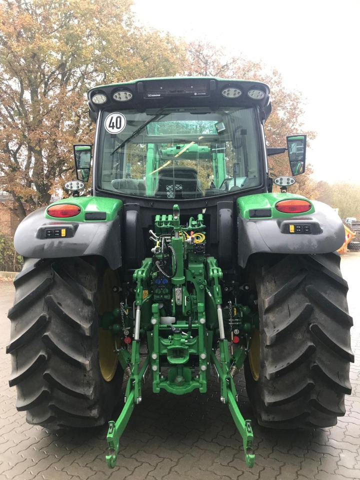 John Deere 6R 110 - Farm tractor: picture 5 John Deere 6R 110 - Farm tractor: picture 5