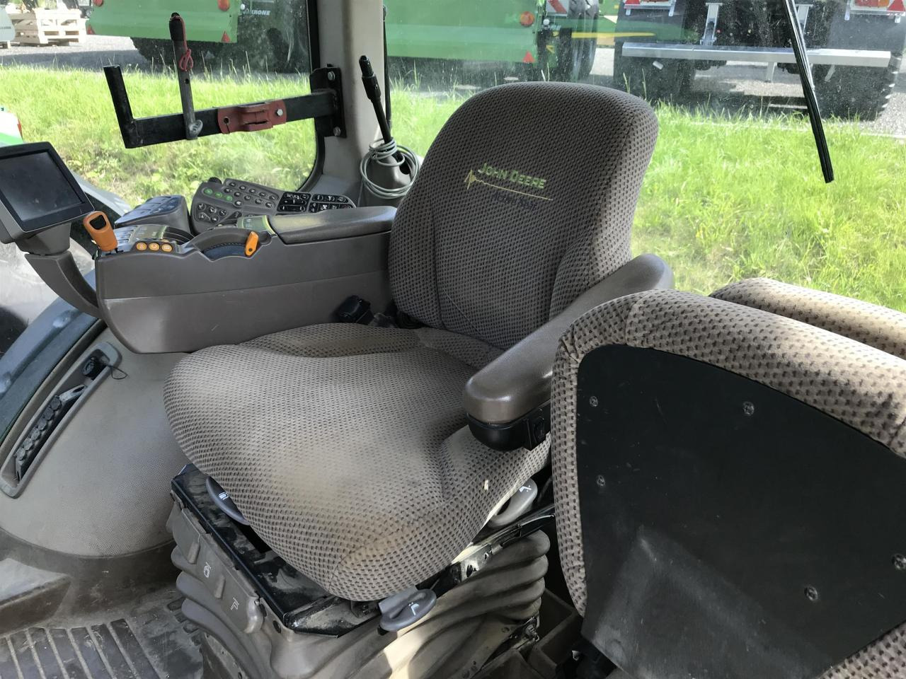 Leasing of John Deere 7230R John Deere 7230R: picture 6 Leasing of John Deere 7230R John Deere 7230R: picture 6